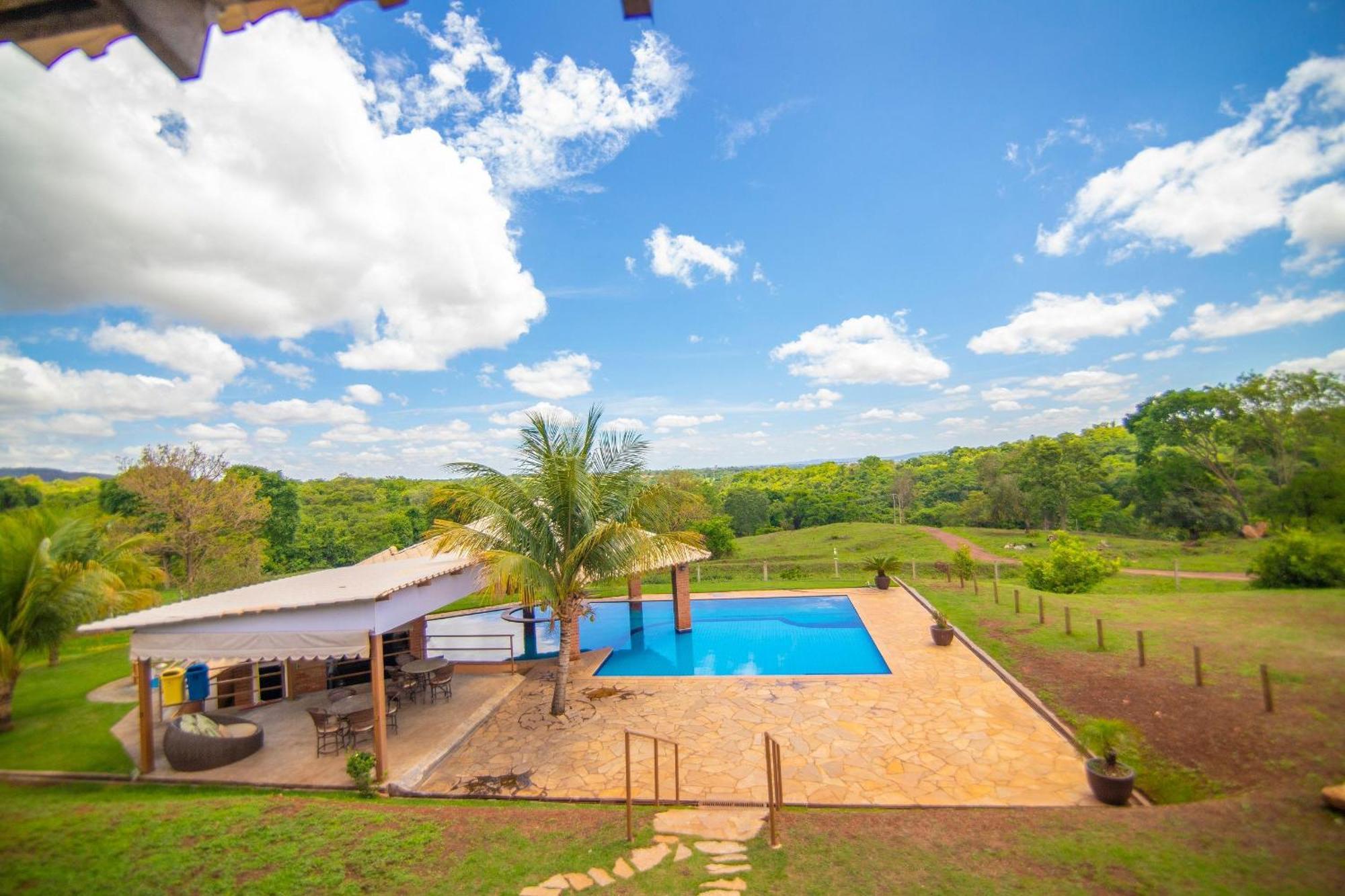 Recanto De Lazer C/ Piscina, Bar Molhado E Sinuca * Caldas Novas